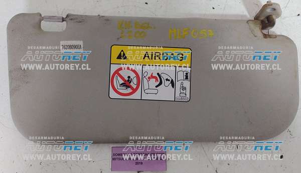 Sombrilla Derecha (MLF057) Mitsubishi L200 2.4 4×2 Diesel 2019 $20.000 + IVA