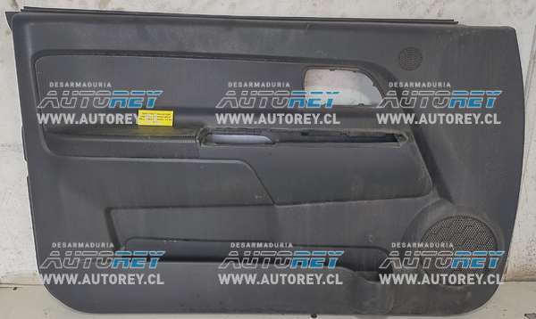 Tapiz Puerta Delantera Izquierda (GWW198) Great Wall Wingle 5 Diesel 2.0 4×4 2020 $20.000 + IVA (Manuel)