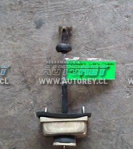 Trinquete puerta trasera izquierda Ford Ranger Argentina 2.3 2002-2012 $5.000 mas iva (2)