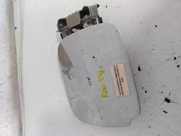 Tapa Exterior Combustible (RDU104) Renault Duster 2.0 2020 $30.000 + IVA.jpeg