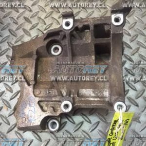 Soporte compresor aire acondicionado L200 2007 al 2015 $15.000 más iva