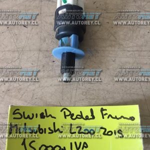 Swich pedal freno L200 2007 al 2015 $10.000+ IVA (3)