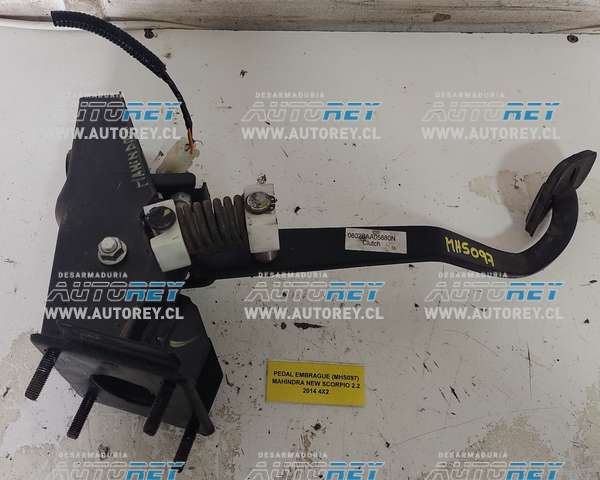 Pedal Embrague (MHS097) Mahindra New Scorpio 2.2 2014 4×2