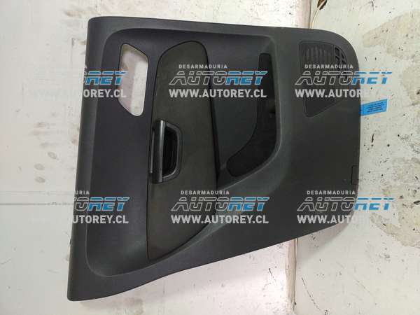 Tapiz Puerta Trasera Izquierda (VBM214) Volkswagen Amarok 2.0 Biturbo MEC 4×2 2012