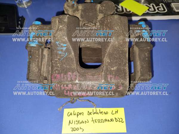 Caliper delantero izquierdo Nissan Terrano D22 2003
