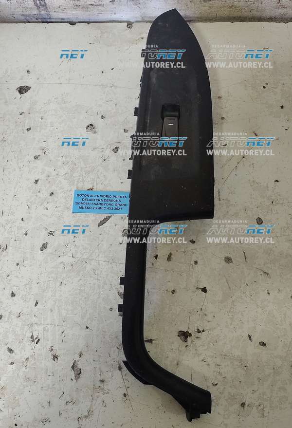 Botón Alza Vidrio Puerta Delantera Derecha (SGM078) SSangyong Grand Musso 2.2 MEC 4×4 2021