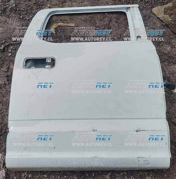 Puerta Trasera Derecha Detalle (FFL003) Ford F150 5.0 Lariat 2017