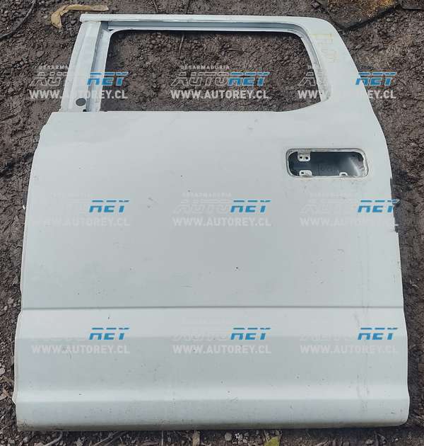 Puerta Trasera Izquierda (FFL004) Ford F150 5.0 Lariat 2017