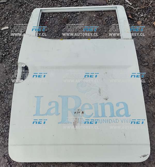 Puerta Trasera Derecha Detalle (HYP179) Hyundai Porter 2.5 Diesel 2008