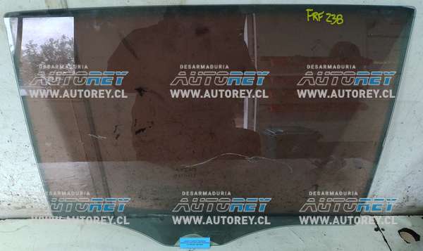 Vidrio Puerta Trasera Derecha (FRF238) Ford Ranger 3.2 Diesel 4×4 2020