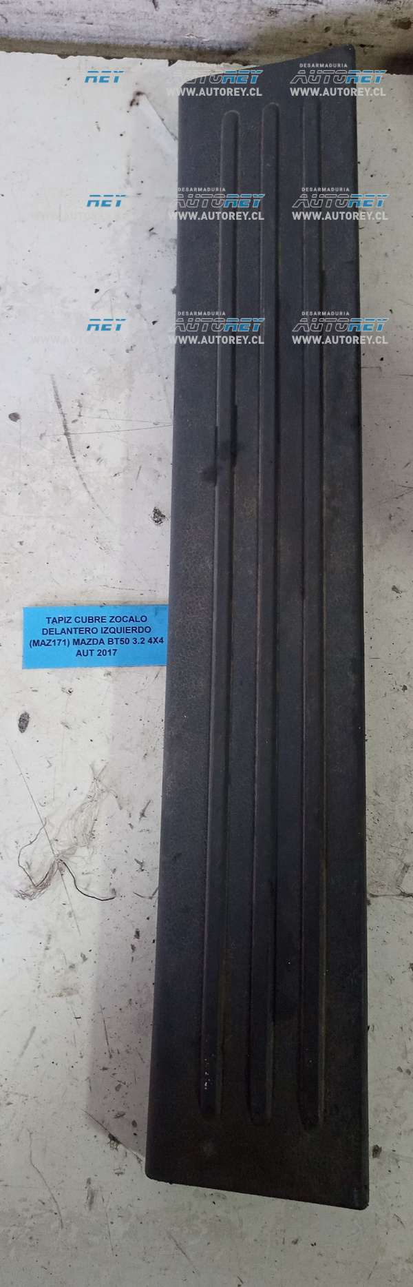 Tapiz Cubre Zocalo Delantero Izquierdo (MAZ171) Mazda BT50 3.2 4×4 AUT 2017