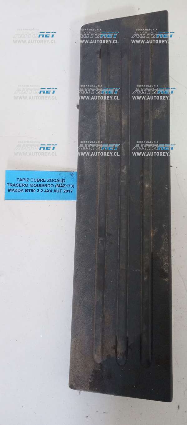 Tapiz Cubre Zocalo Trasero Izquierdo (MAZ173) Mazda BT50 3.2 4×4 AUT 2017
