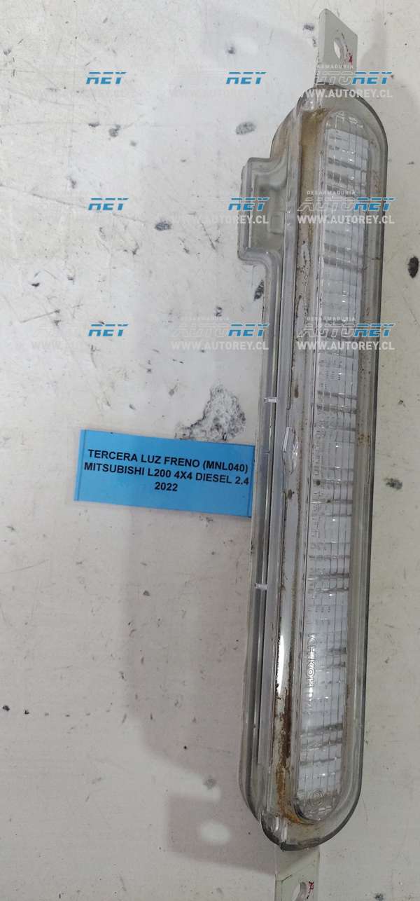 Tercera Luz Freno (MNL040) Mitsubishi L200 4×4 Diesel 2.4 2022