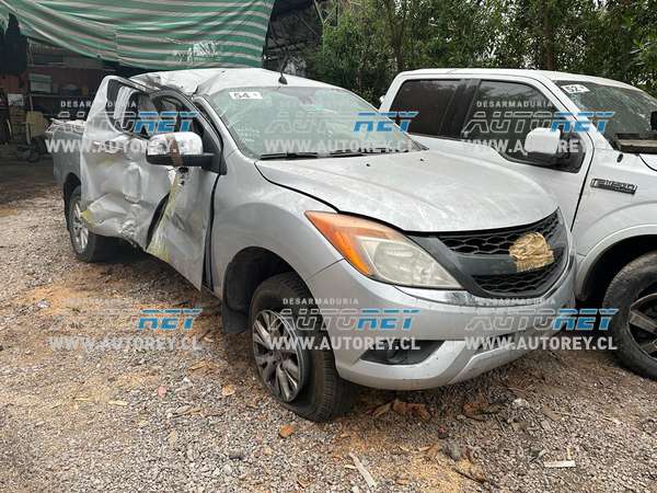 Septiembre 2023 – Mazda BT50 4×4 automatica 3.2 2016