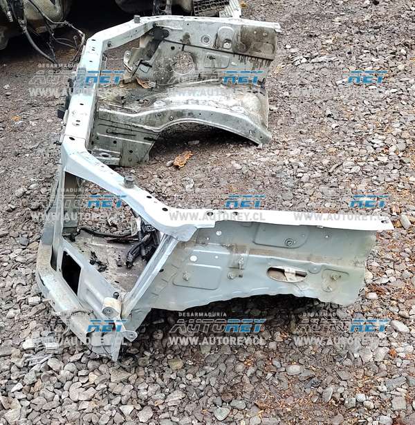 Frontal (MAZ005) Mazda BT50 3.2 4×4 AUT 2017 350.000 + IVA (Manuel) (OK) 16