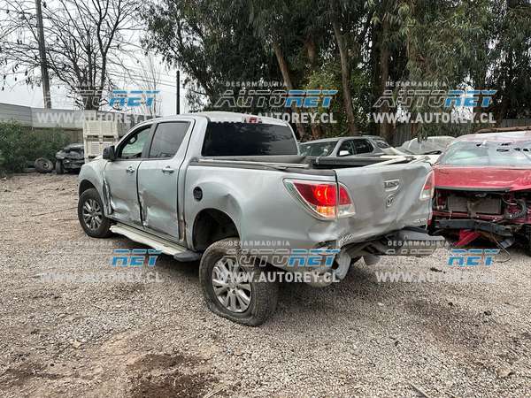 Septiembre 2023 – Mazda BT50 4×4 automatica 3.2 2016