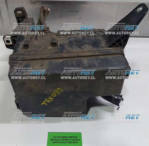 Caja Fusible Motor Detalle (TRV031) Toyota RAV4 2.5 AUT 4×2 2015