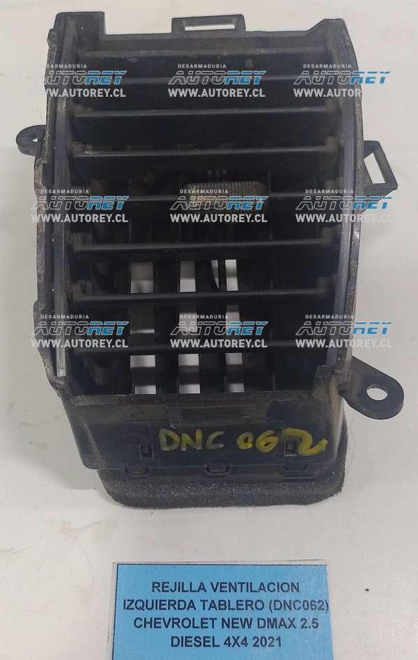 Rejilla Ventilación Izquierda Tablero (DNC062) Chevrolet New Dmax 2.5 Diesel 4×4 2021