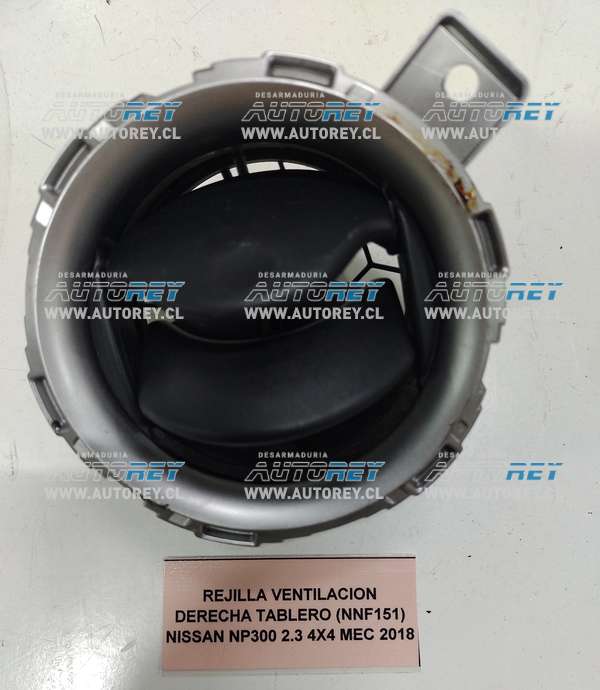 Rejilla Ventilación Derecha Tablero (NNF151) Nissan Np300 2.3 4×4 MEC 2018