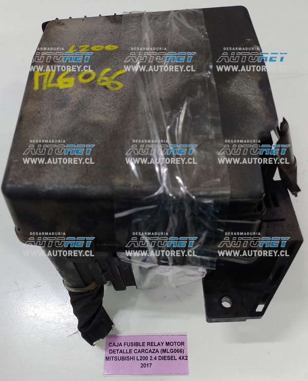 Caja Fusible Relay Motor Detalle Carcaza (MLG066) Mitsubishi L200 2.4 Diesel 4×2 2017