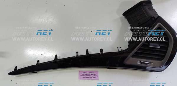 Rejilla Derecha Ventilación Tablero (HSF147) Hyundai Santa fe GLS 2.4 MEC 4×2 2014