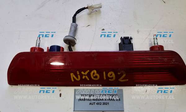 Tercera Luz De Freno (NXB192) Nissan Xtrail 2.5 AUT 4×2 2021