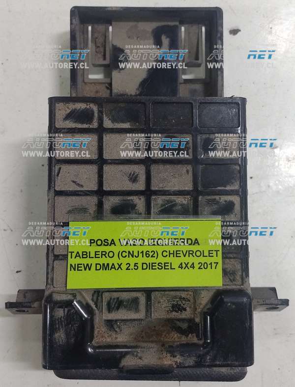 Posa Vaso Izquierda Tablero (CNJ162) Chevrolet New Dmax 2.5 Diesel 4×4 2017