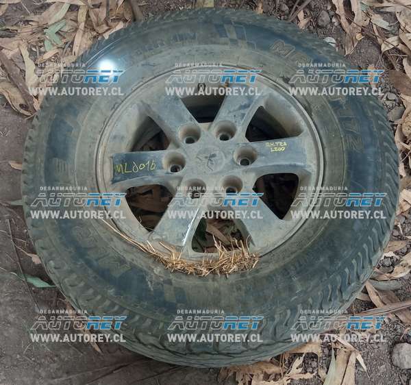 Llanta Aluminio Detalle Con Neumático 255 70 R16 (MLJ016) Mitsubishi L200 2.5 4×4 2015
