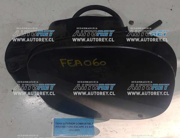 Tapa Exterior Combustible (FEA060) Ford Escape 2.0 AUT 4X4 2023