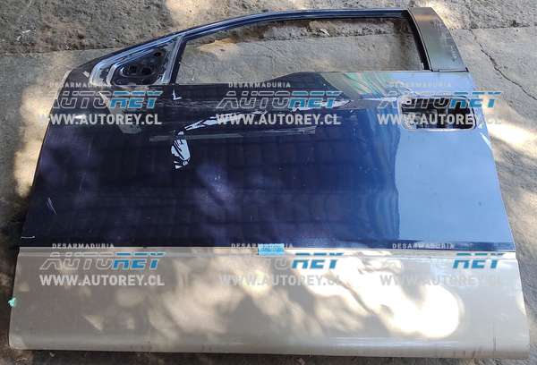 Puerta Delantera Izquierda Leve Detalle (FFD005) Ford F150 Lariat 5.0 AUT 4×4 2014