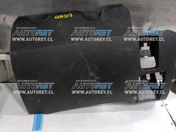Tapa Inferior Izquierda Tablero (CCA207) Chevrolet Captiva 2.4 AUT 4×2 2012