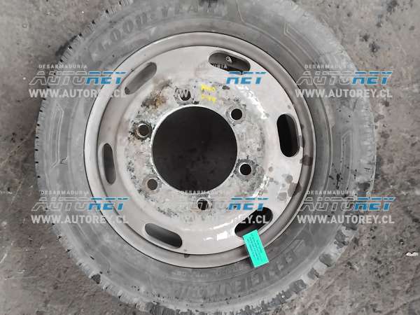 Llanta Fierro Con Neumático 205 65 R16 (HHD044) Hyundai HD35 2.5 Diésel 2019