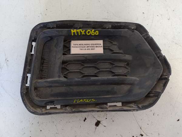 Tapa Neblinero Izquierdo Parachoque (MTX060) Maxus T60 2.8 4×2 2021 $20.000 + IVA.jpeg