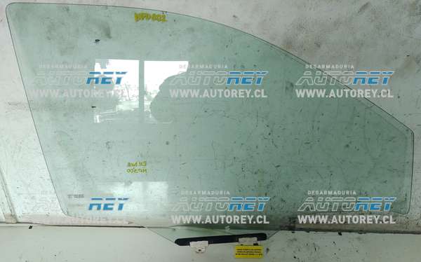 Vidrio Puerta Delantera Derecha (NPD002) Nissan NP300 4×4 AUT Diesel 2.3 2018 $35.000 + IVA (Parcela)