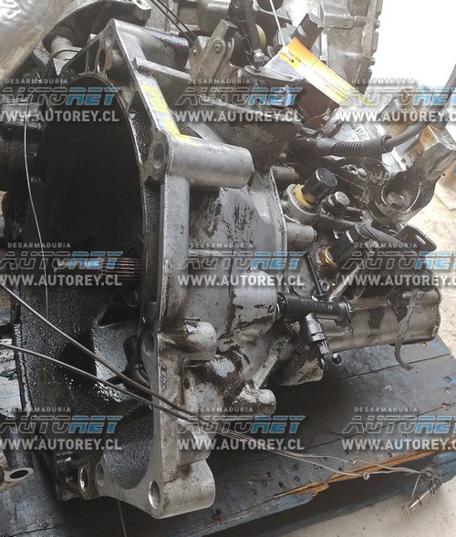 Caja Cambio Con Sexta (PEX188) Peugeot Expert 2.0 2020 $950.000 + IVA (1)